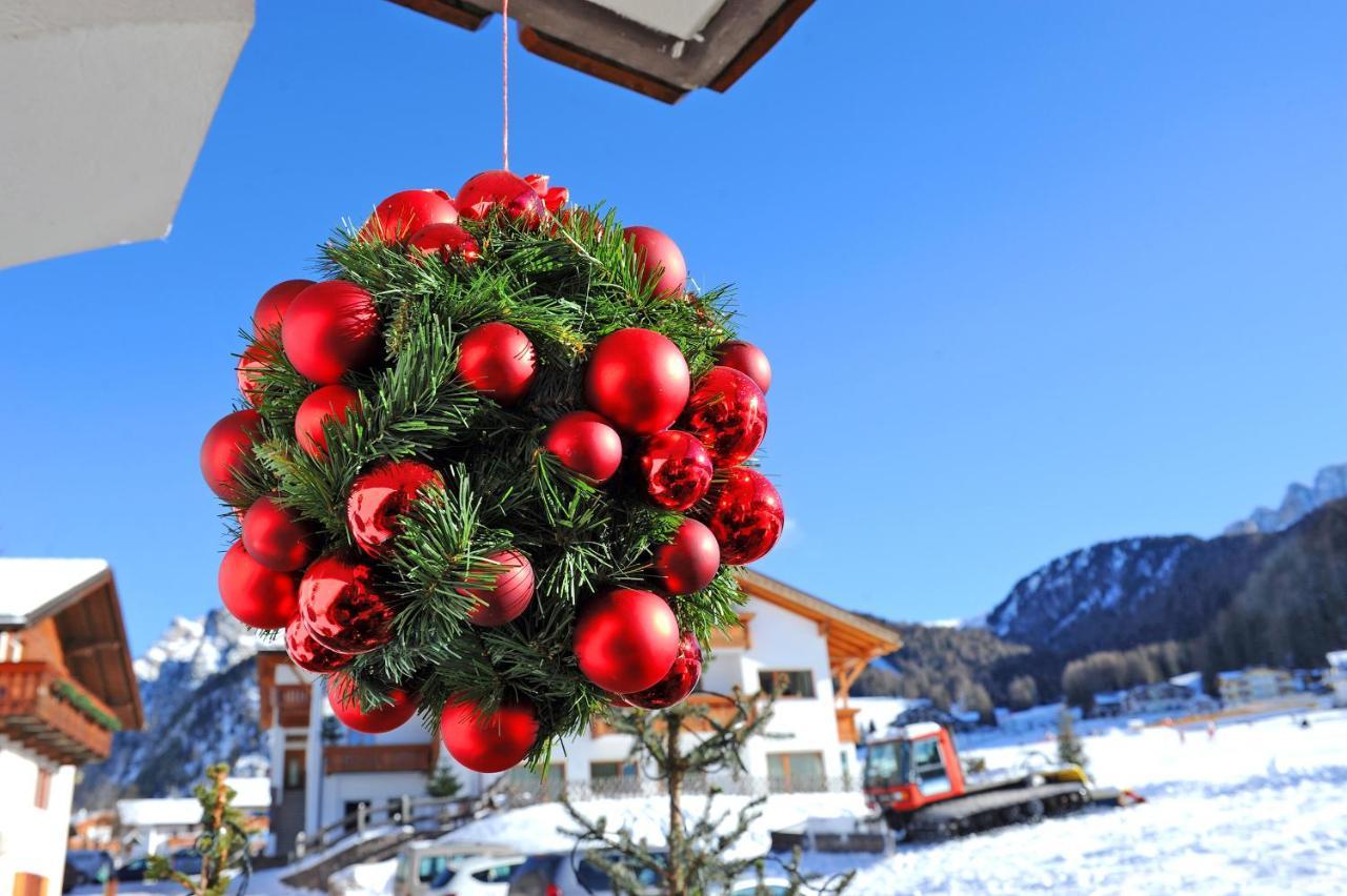 Garni Bondi Bed & Breakfast Selva di Val Gardena Exterior photo