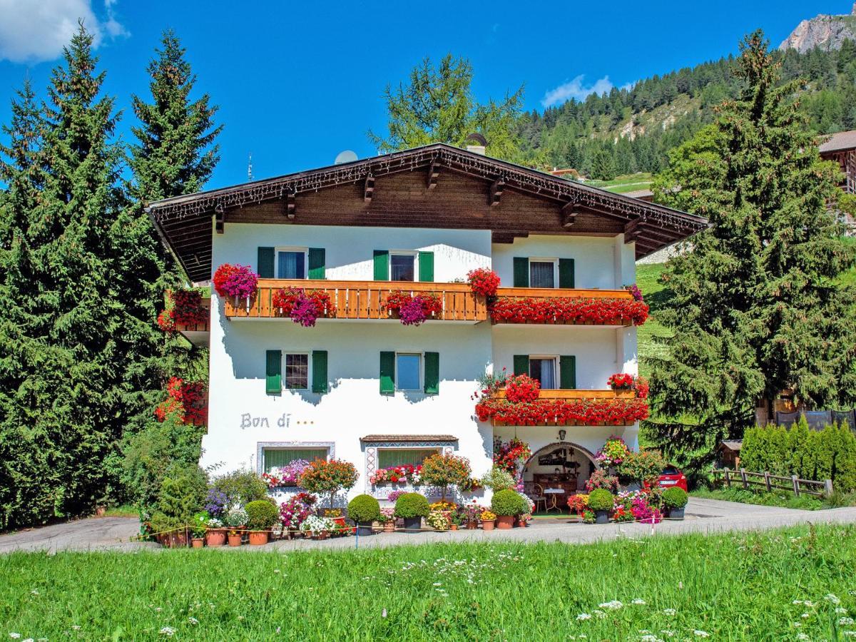 Garni Bondi Bed & Breakfast Selva di Val Gardena Exterior photo