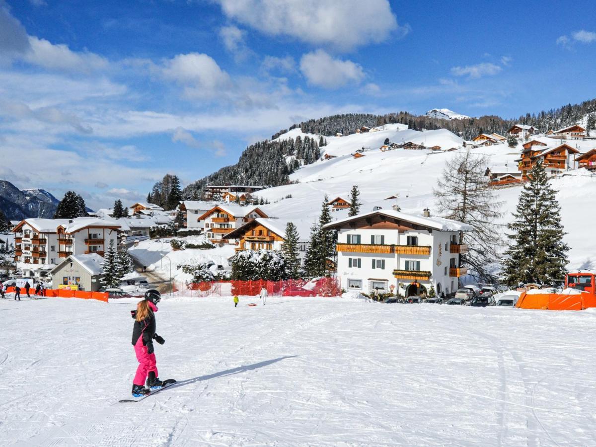 Garni Bondi Bed & Breakfast Selva di Val Gardena Exterior photo